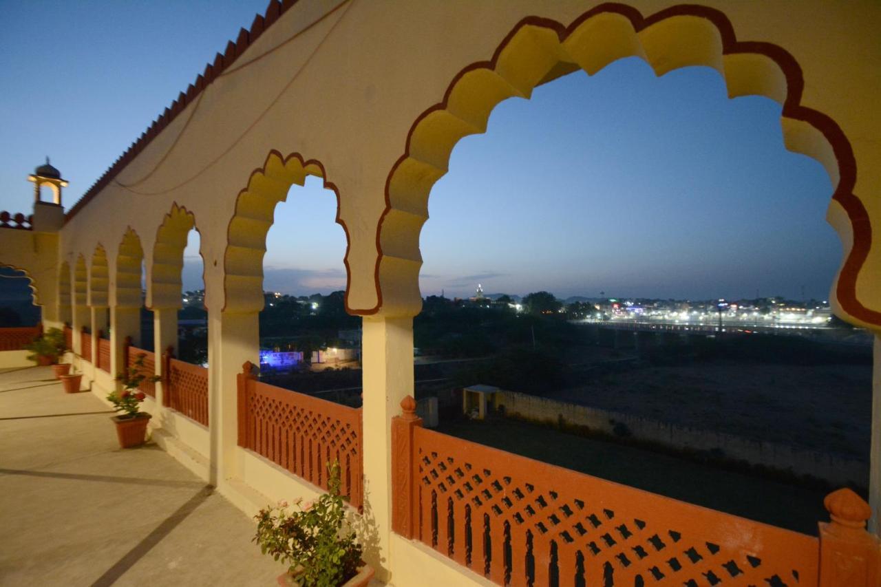 Moti Mahal - A Heritage Haveli Pushkar Zewnętrze zdjęcie